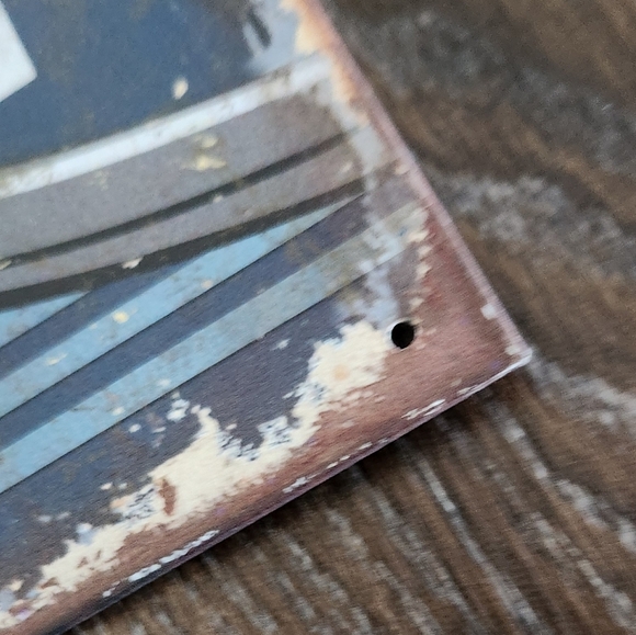 🛠️⛽ Vintage-Style Metal Sign – Busted Knuckle Garage Design - made to look aged - Picture 3 of 16